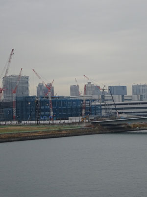 豊洲市場建設中