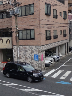 北多摩でこのタクシーに乗れるとうれしい