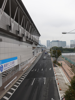 有明テニスの森駅