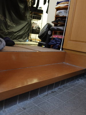 仕事場近くの部屋玄関